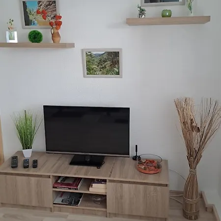 2-raumwohnung In *